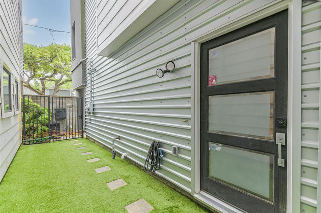 406 Pacific Street, Houston, TX 77006