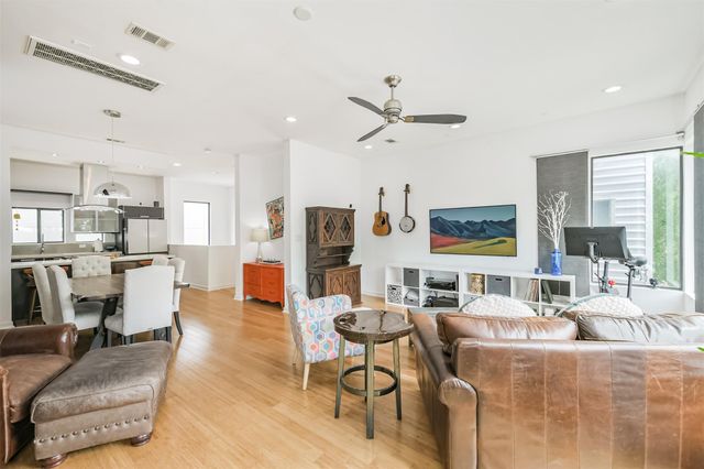406 Pacific Street, Houston, TX 77006