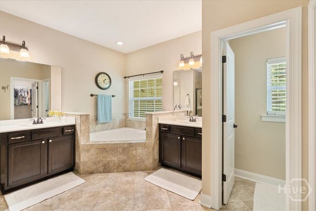 120 Ridgewood Park Court, Richmond Hill, GA 31324