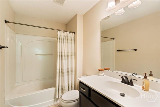 120 Ridgewood Park Court, Richmond Hill, GA 31324