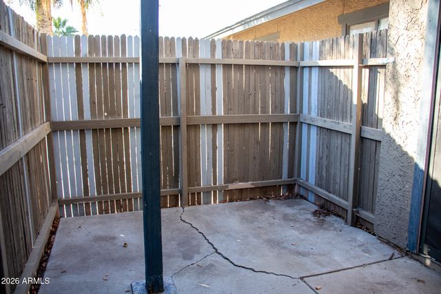 286 W PALOMINO Drive 15, Chandler, AZ 85225