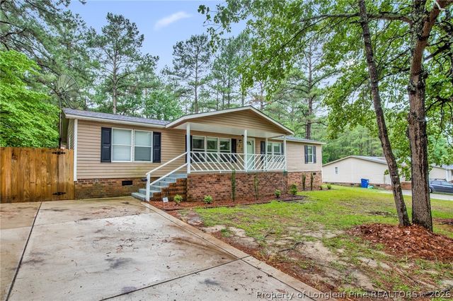535 McDougald Drive, Raeford, NC 28376