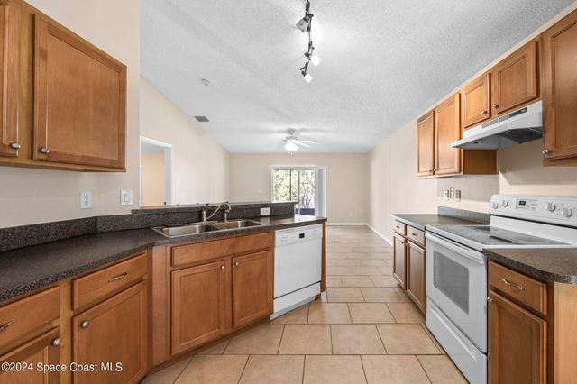 4800 Manchester Drive, Rockledge, FL 32955