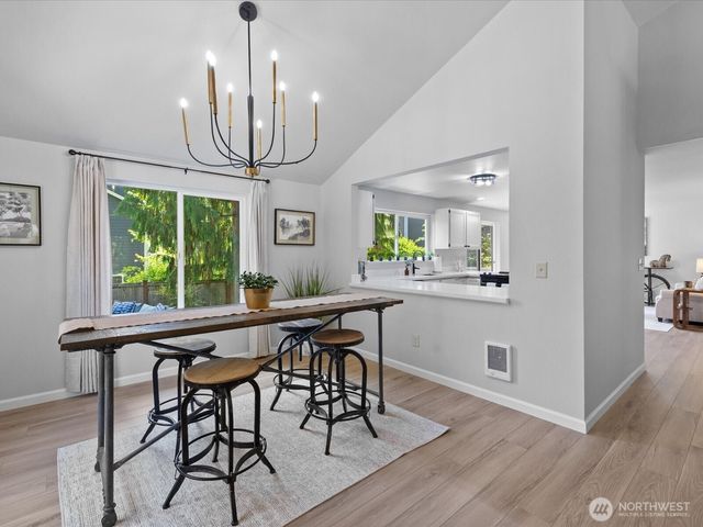 15931 2nd Place W, Lynnwood, WA 98087