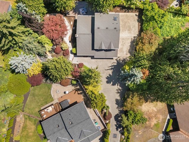 15931 2nd Place W, Lynnwood, WA 98087