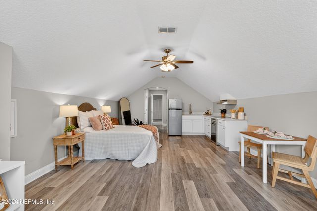 255 ST JOHNS FOREST Boulevard, St. Johns, FL 32259