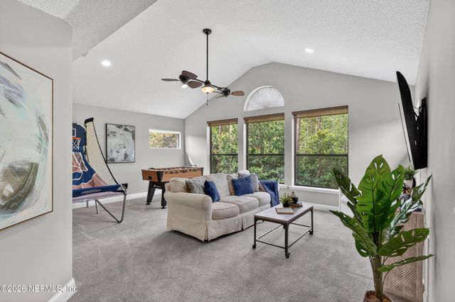 255 ST JOHNS FOREST Boulevard, St. Johns, FL 32259