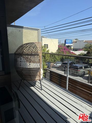 250 3rd Avenue, Venice, CA 90291