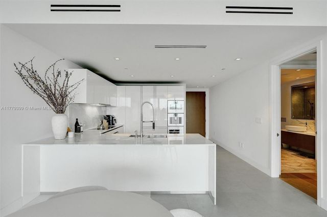 10201 Collins Ave 404, Bal Harbour, FL 33154