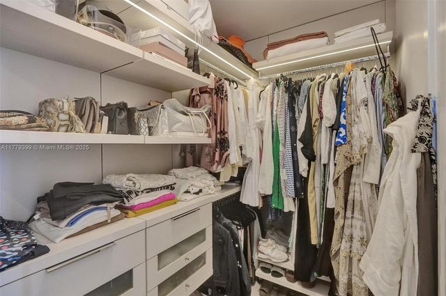 10201 Collins Ave 404, Bal Harbour, FL 33154