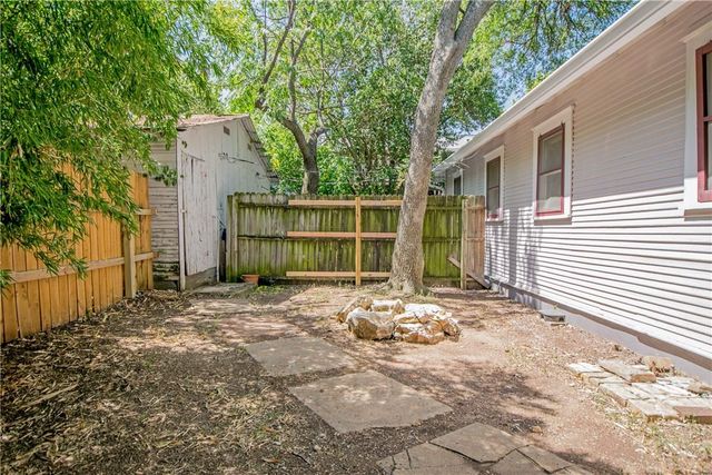 2845 San Gabriel ST B, Austin, TX 78705
