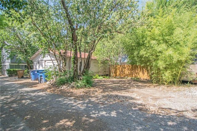 2845 San Gabriel ST B, Austin, TX 78705