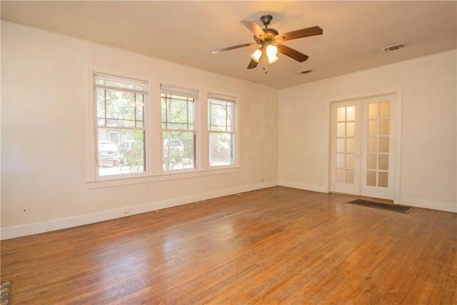 2845 San Gabriel ST B, Austin, TX 78705