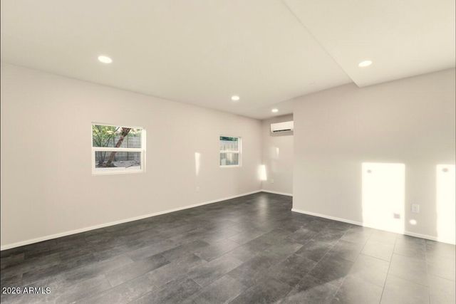 1802 E CROCUS Drive, Phoenix, AZ 85022