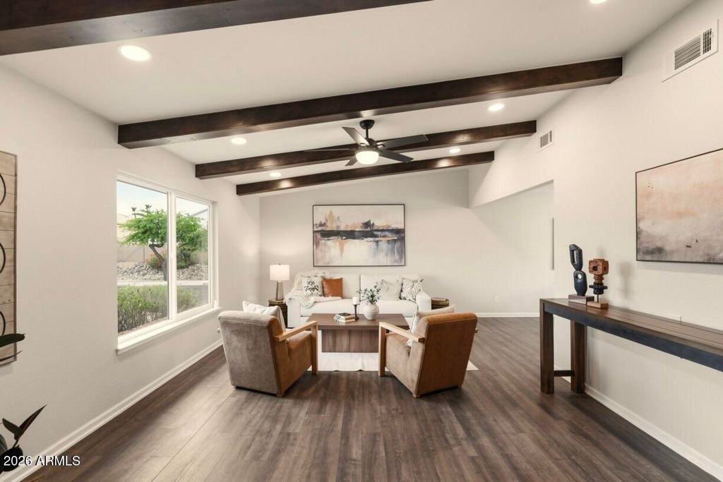 Image 12 of property listing at 1802 E CROCUS Drive, Phoenix, AZ 85022