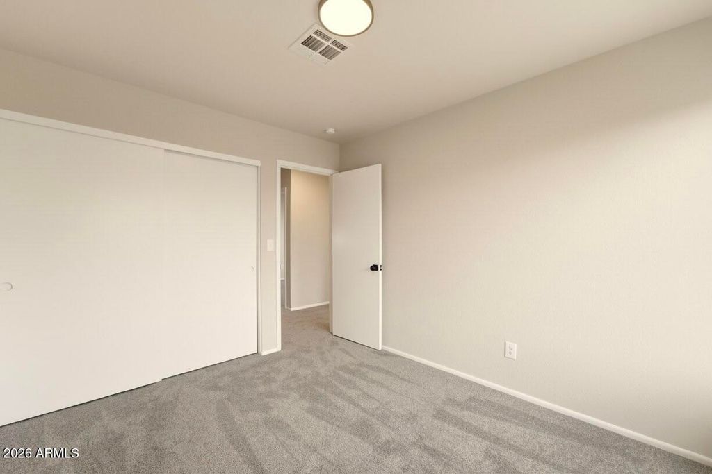 Image 26 of property listing at 1802 E CROCUS Drive, Phoenix, AZ 85022