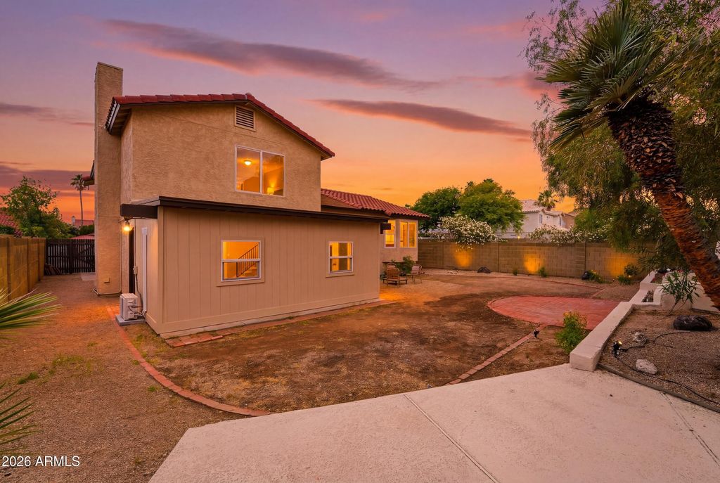 Image 28 of property listing at 1802 E CROCUS Drive, Phoenix, AZ 85022