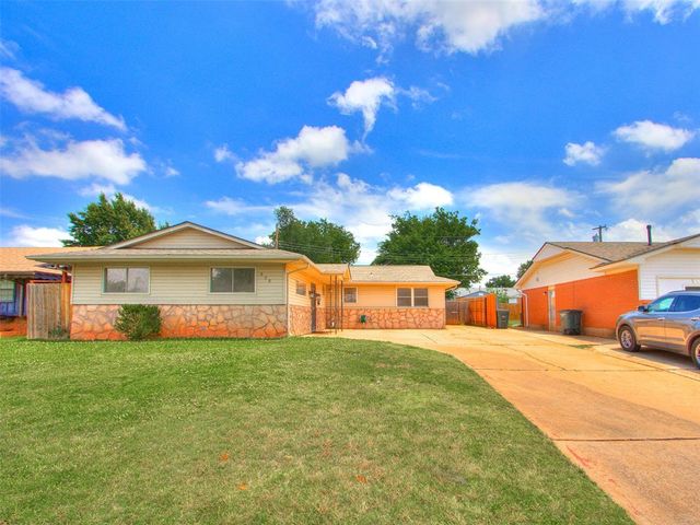 828 Briarlane Road, Del City, OK 73115