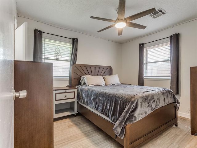 828 Briarlane Road, Del City, OK 73115