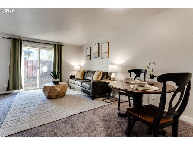 1432 FETTERS Loop, Eugene, OR 97402