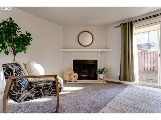 1432 FETTERS Loop, Eugene, OR 97402