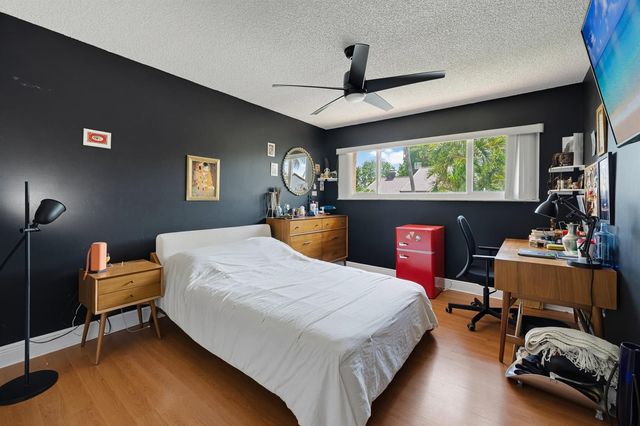 8811 SW 150th Place Circle, Miami, FL 33196
