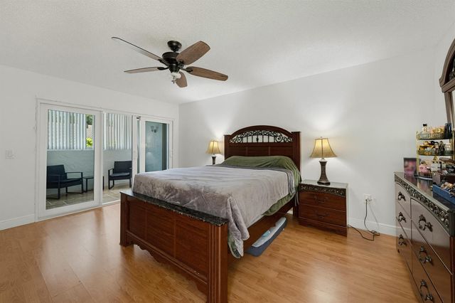 8811 SW 150th Place Circle, Miami, FL 33196