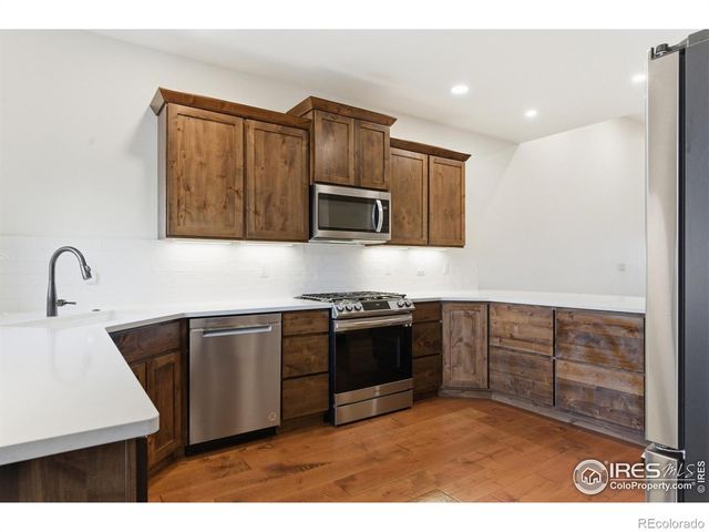 1908 Sunshine Peak Drive, Loveland, CO 80538