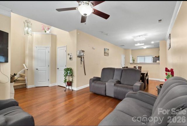 8409 Scotney Bluff Avenue, Charlotte, NC 28273