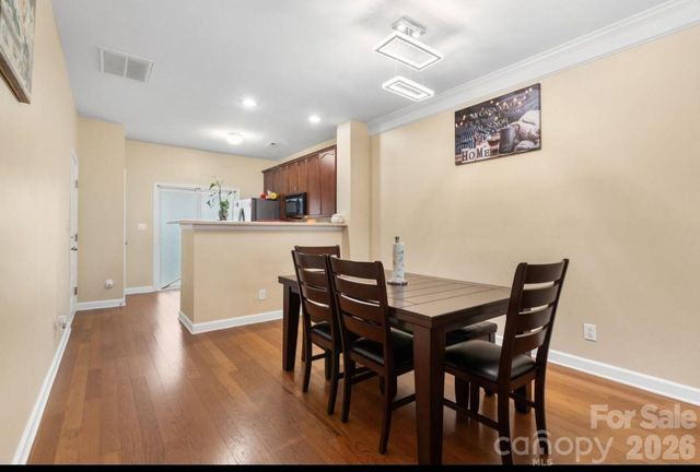 8409 Scotney Bluff Avenue, Charlotte, NC 28273