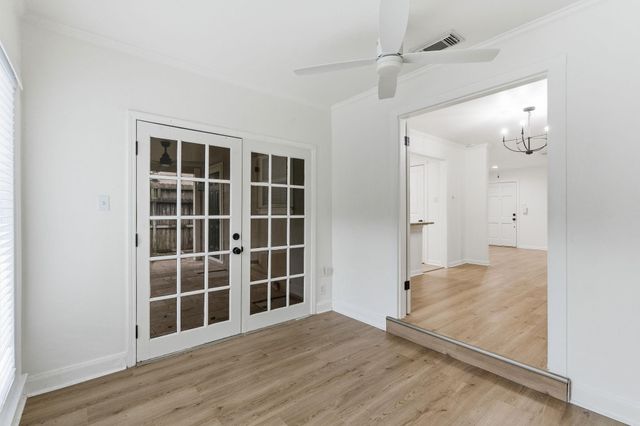 5517 Aspen Street, Houston, TX 77081