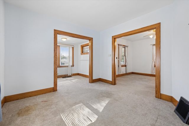 713 8th Street, De Witt, IA 52742