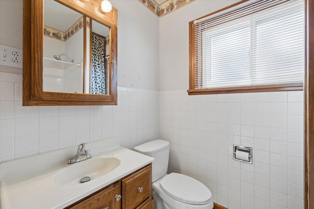 713 8th Street, De Witt, IA 52742