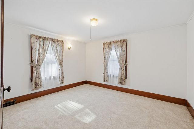 713 8th Street, De Witt, IA 52742