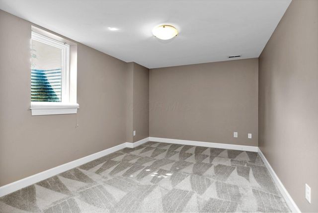 5818 Crescent Court, Columbus, OH 43085