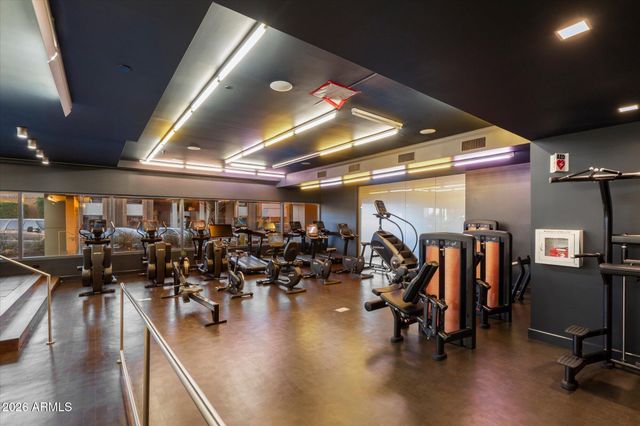 4422 N 75TH Street 2006, Scottsdale, AZ 85251