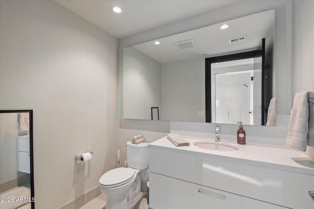 4422 N 75TH Street 2006, Scottsdale, AZ 85251