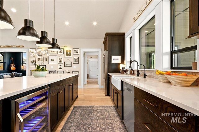 14042 Latigo Ln, Caldwell, ID 83607