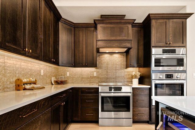 14042 Latigo Ln, Caldwell, ID 83607