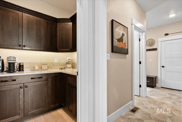 14042 Latigo Ln, Caldwell, ID 83607