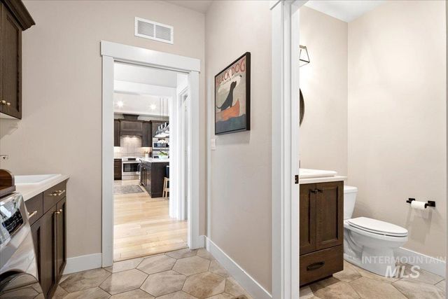 14042 Latigo Ln, Caldwell, ID 83607