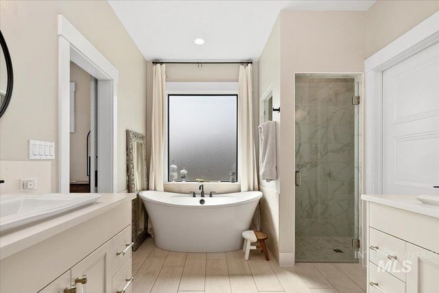 14042 Latigo Ln, Caldwell, ID 83607