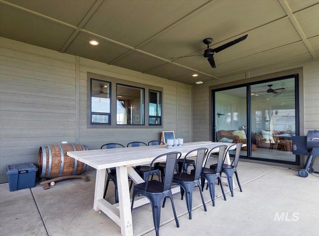 14042 Latigo Ln, Caldwell, ID 83607