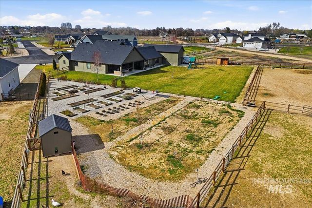 14042 Latigo Ln, Caldwell, ID 83607