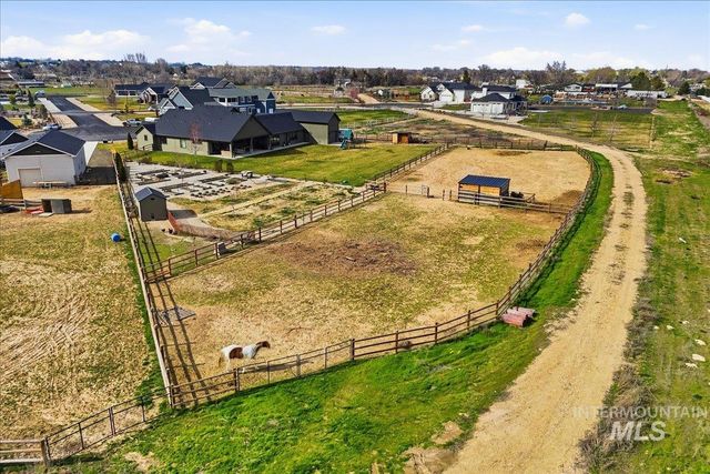 14042 Latigo Ln, Caldwell, ID 83607