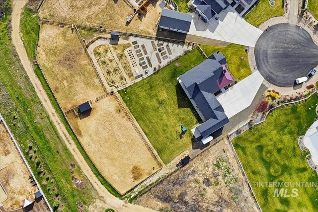 14042 Latigo Ln, Caldwell, ID 83607