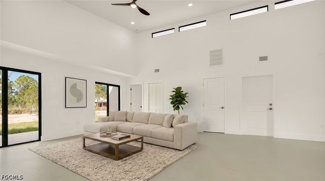 1011 State AVE, Lehigh Acres, FL 33972