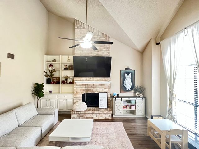 2909 Andante Drive, Grand Prairie, TX 75052