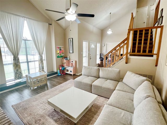 2909 Andante Drive, Grand Prairie, TX 75052