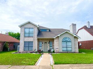 2909 Andante Drive, Grand Prairie, TX 75052